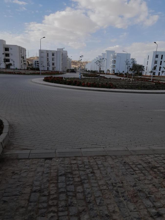 شاليه فرش فندقي بقرية بالميرا بيتش العين السخنه للعائلات Айн-Сохна Экстерьер фото